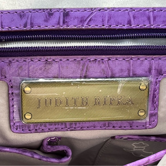 Judith Ripka Purple Leather CROCO Embossed Pewter Wrap Pocket Hobo Shoulder Bag - Picture 13 of 16